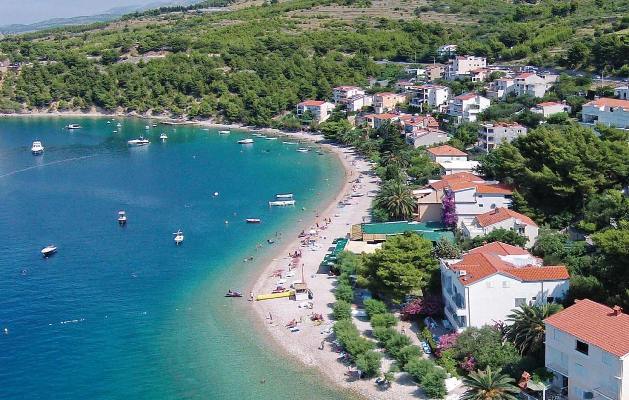 Lovely Apartment In Omis With Kitchenette Екстериор снимка